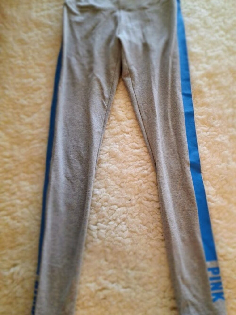 PINK Victoria’s Secret Gray Active Leggings – Size Small NWT!!!